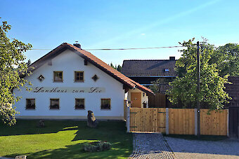 Eigener Garten eingezäunt im Landhaus